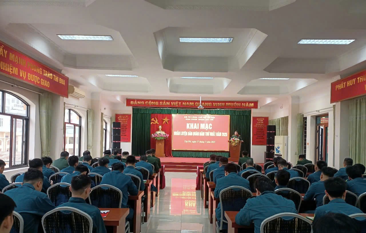 Huấn luyện chiến sĩ dân quân tự vệ năm thứ nhất: Củng cố bản lĩnh, nâng cao sức chiến đấu từ cơ sở