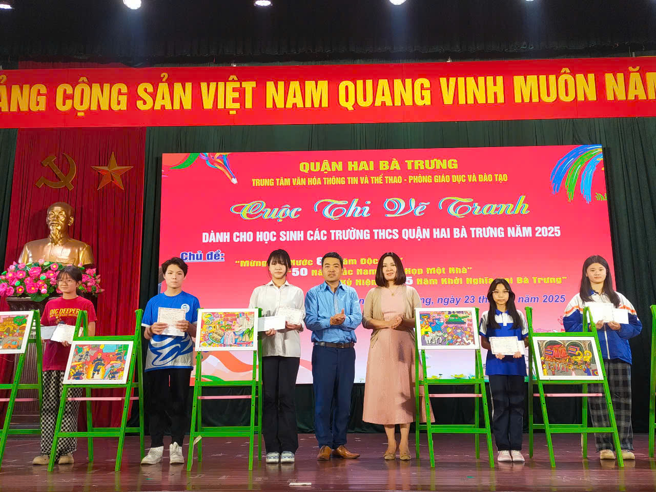 Học sinh THCS quận Hai Bà Trưng tỏa sáng tại cuộc thi vẽ năm 2025