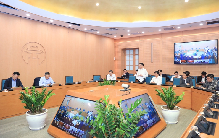 Hà Nội tiếp tục tháo gỡ vướng mắc cho doanh nghiệp, thúc đẩy đầu tư bằng hành động cụ thể