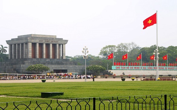 Hà Nội thí điểm điều chỉnh giao thông khu vực Lăng Bác: Đảm bảo trật tự đón tiếp đồng bào và du khách
