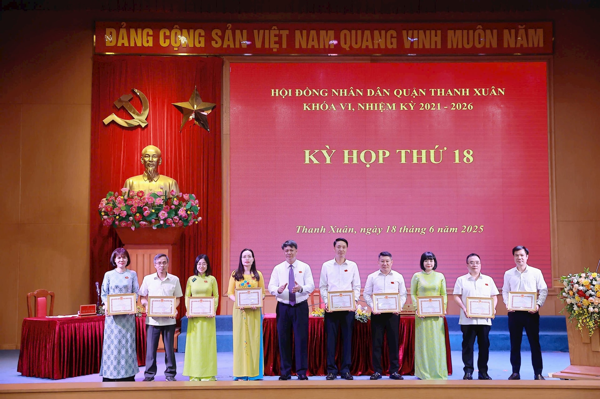 Quận Thanh Xuân tăng tốc chuyển đổi mô hình hành chính, giữ vững đà phát triển kinh tế - xã hội