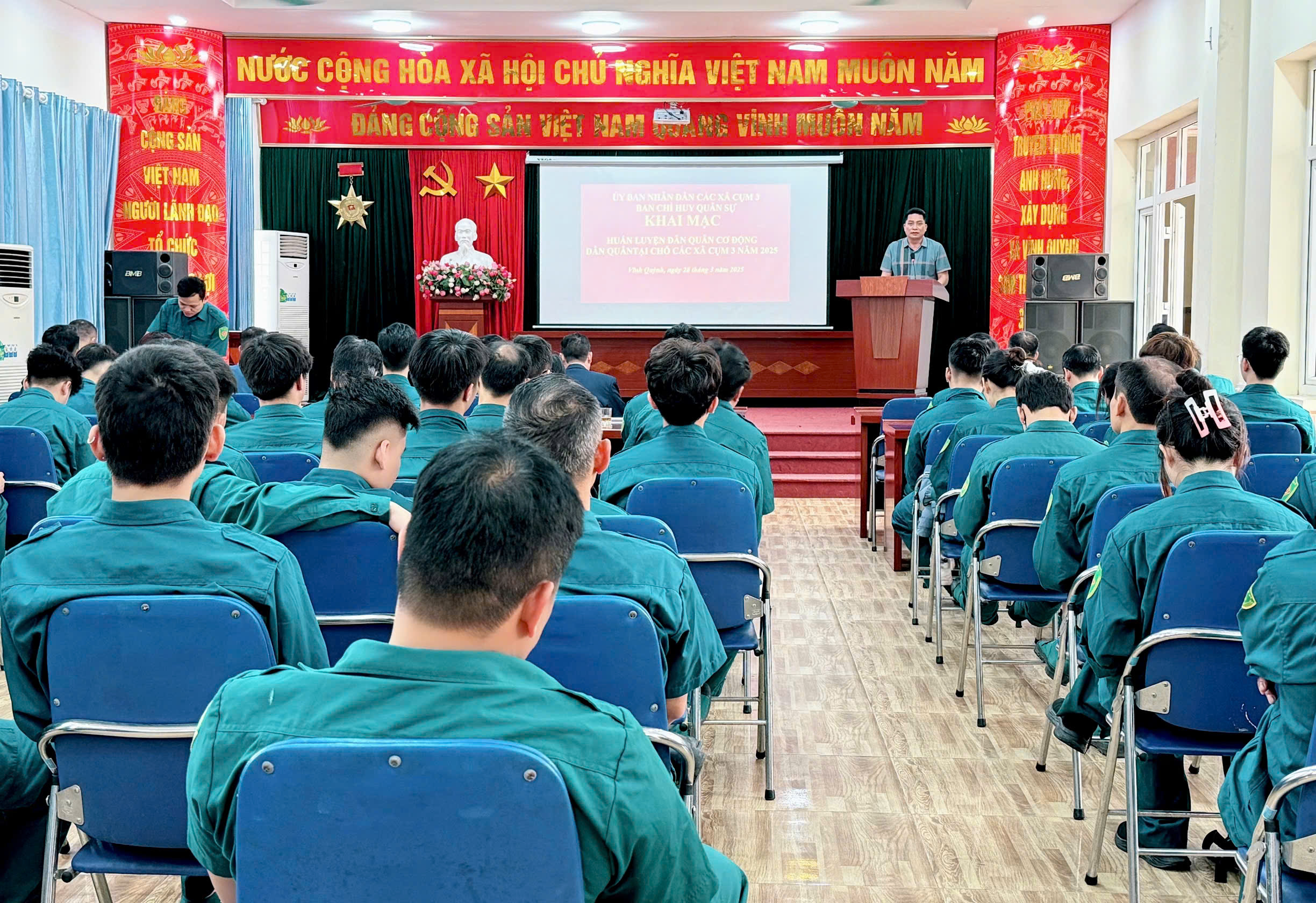 Huyện Thanh Trì đẩy mạnh huấn luyện lực lượng dân quân: Nâng cao chất lượng quốc phòng toàn dân trong tình hình mới