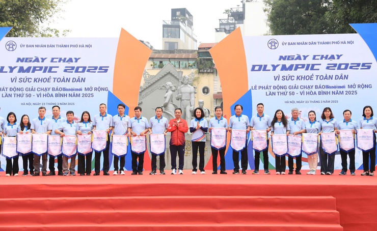 Hà Nội phát động Ngày chạy Olympic và Giải chạy Báo Hànộimới lần thứ 50: Lan tỏa tinh thần thể thao vì sức khỏe cộng đồng