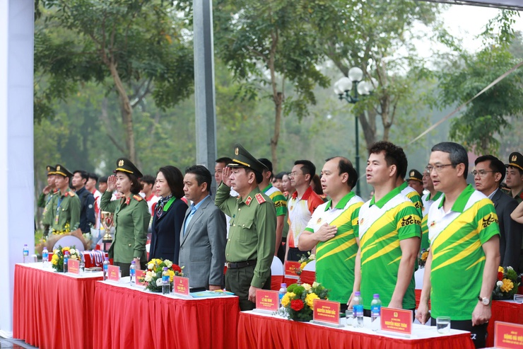 Lan tỏa tinh thần rèn luyện, vì an ninh Tổ quốc từ Ngày chạy Olympic Công an nhân dân 2025 tại Hà Nội