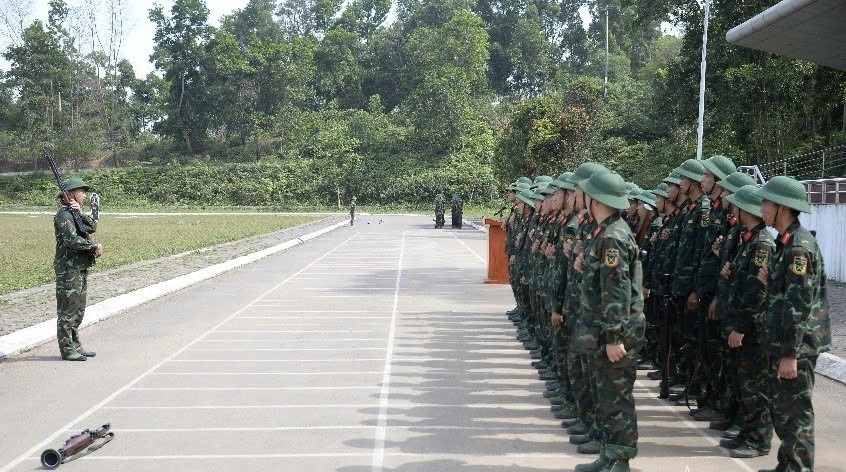 Trung đoàn 692 nâng cao chất lượng huấn luyện chiến sĩ mới: Đảm bảo chặt chẽ, thực chất, sát yêu cầu nhiệm vụ