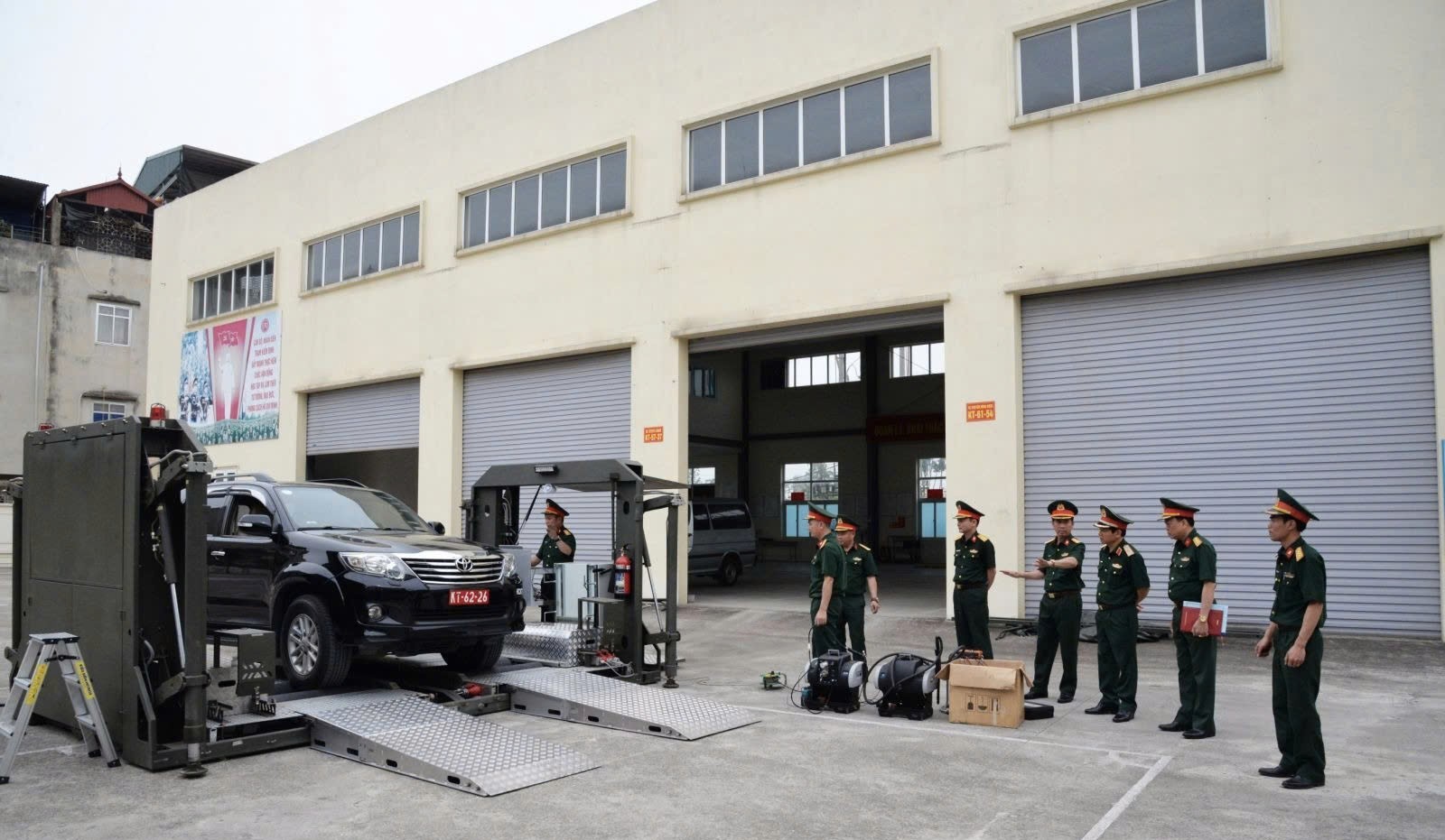 Ổn định tổ chức, nâng cao chất lượng kiểm định kỹ thuật và đo lường quân sự tại các đơn vị mới sắp xếp