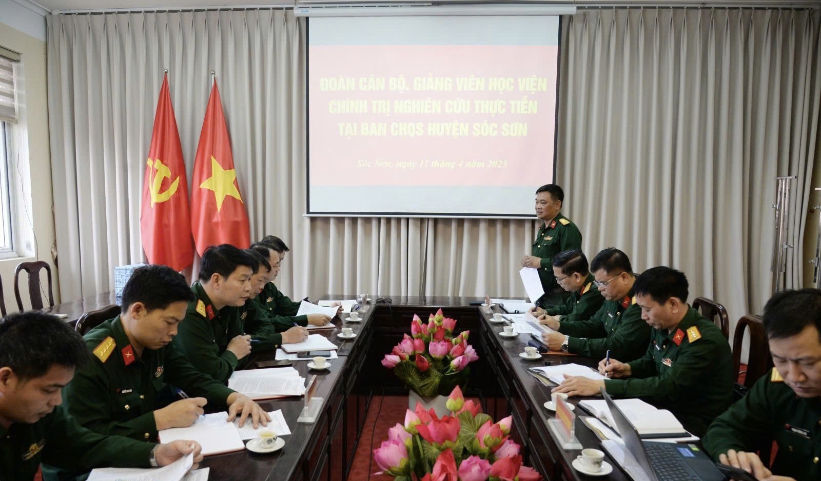 Lực lượng vũ trang huyện Sóc Sơn phát huy vai trò nòng cốt trong xây dựng thế trận quốc phòng toàn dân gắn với an ninh nhân dân