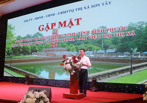 Thắt chặt nghĩa tình Sơn Tây (thành phố Hà Nội) - Lộc Ninh (tỉnh Bình Phước): Gắn bó keo sơn, lan tỏa tinh thần “Hà Nội vì cả nước”