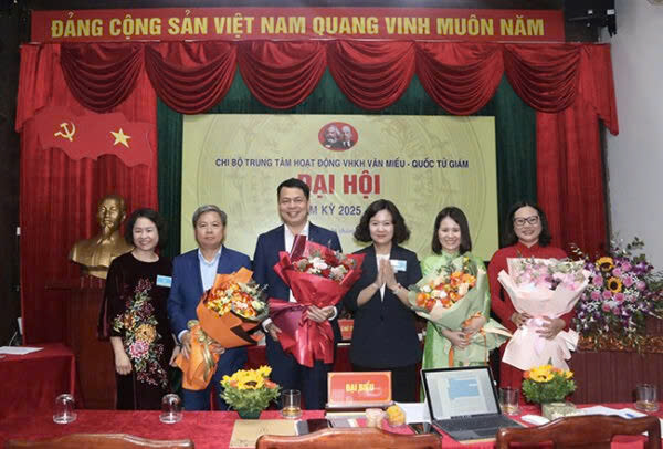 Phát huy vai trò hạt nhân chính trị, Chi bộ Trung tâm Văn Miếu - Quốc Tử Giám bước vào nhiệm kỳ mới với quyết tâm đổi mới và sáng tạo