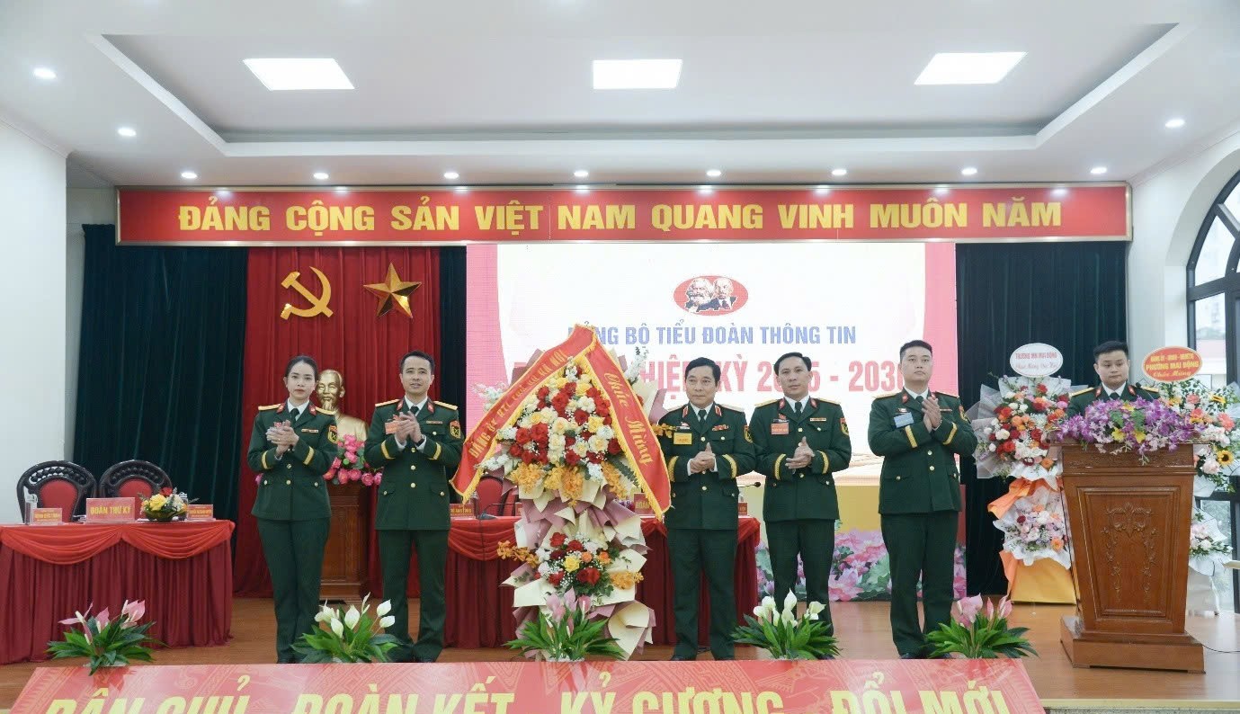 Đại hội Đảng bộ Tiểu đoàn Thông tin nhiệm kỳ 2025-2030: Phát huy trí tuệ tập thể, định hướng phát triển toàn diện