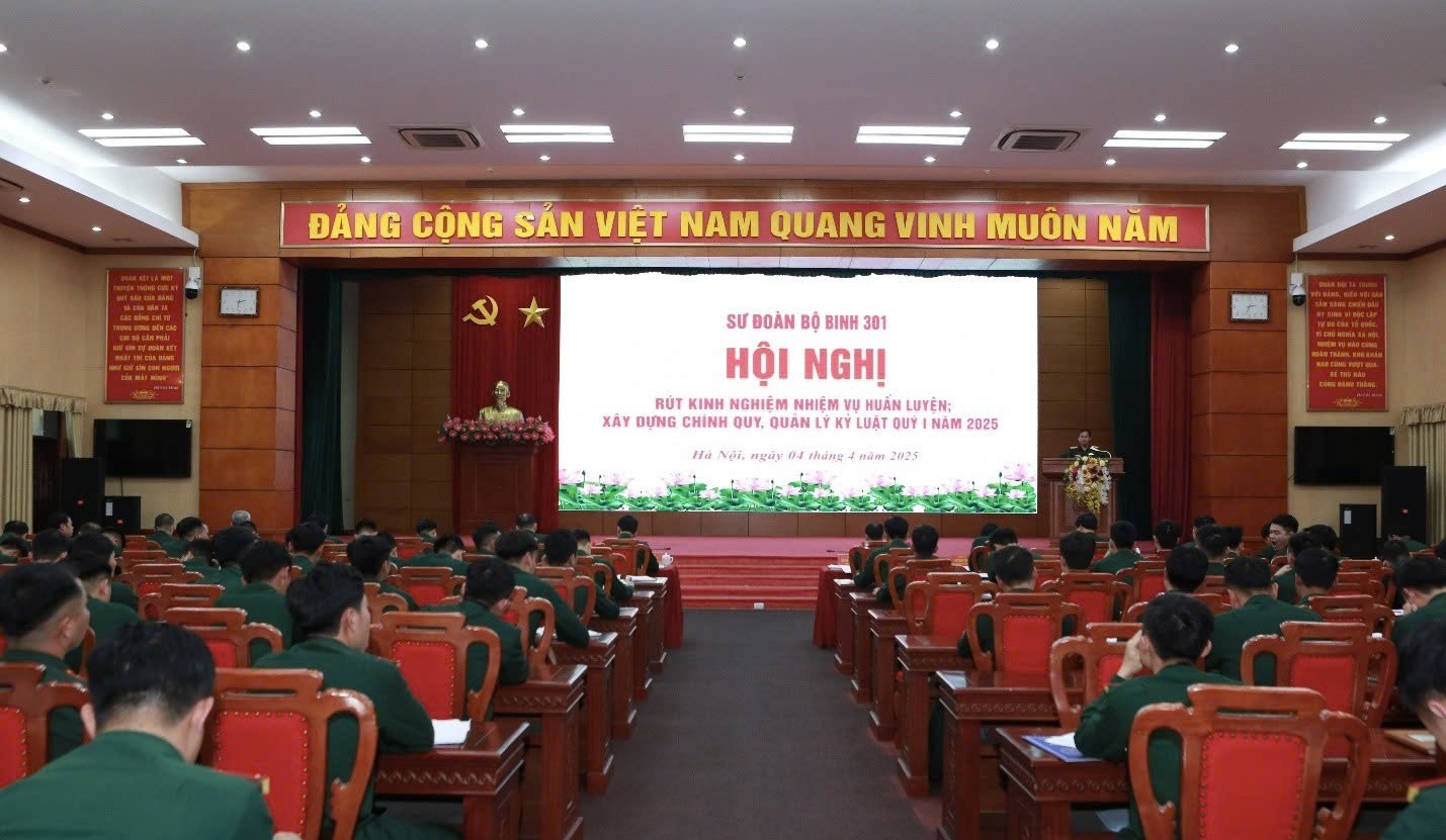 Huấn luyện nghiêm túc, chính quy vững chắc: Sư đoàn 301 hoàn thành xuất sắc nhiệm vụ quý I năm 2025