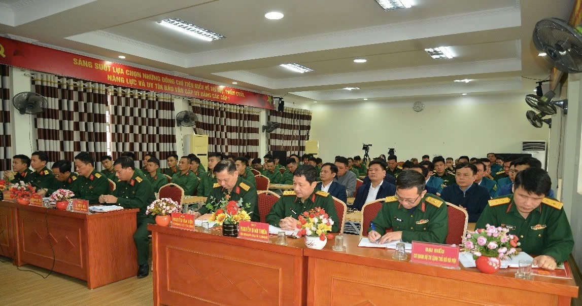 Huấn luyện chuyển loại chuyên nghiệp quân sự: Nâng cao năng lực sẵn sàng chiến đấu cho quân nhân dự bị