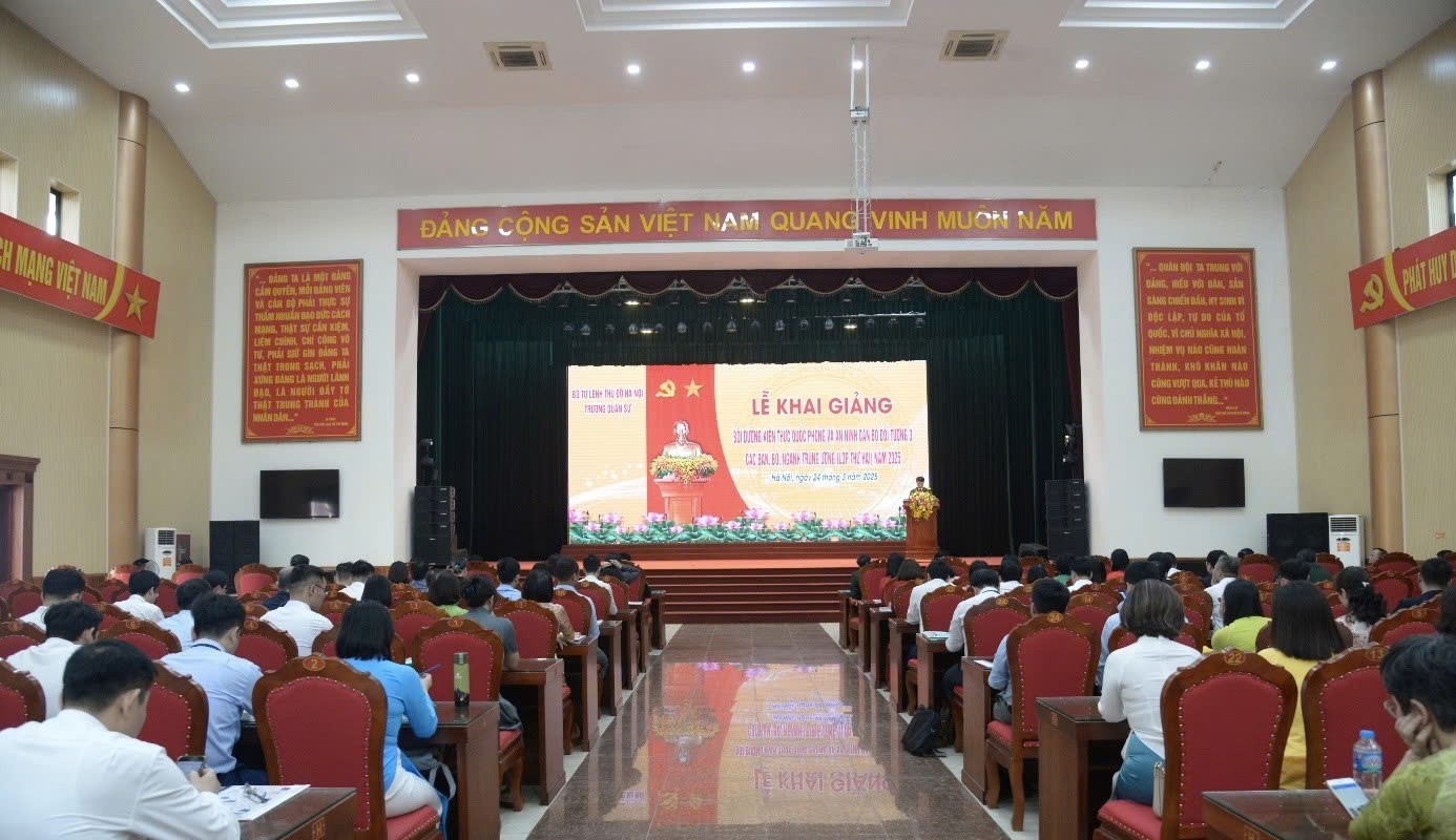 Tăng cường bồi dưỡng kiến thức quốc phòng, an ninh: Nâng cao bản lĩnh chính trị, đáp ứng yêu cầu chiến lược bảo vệ Tổ quốc trong tình hình mới