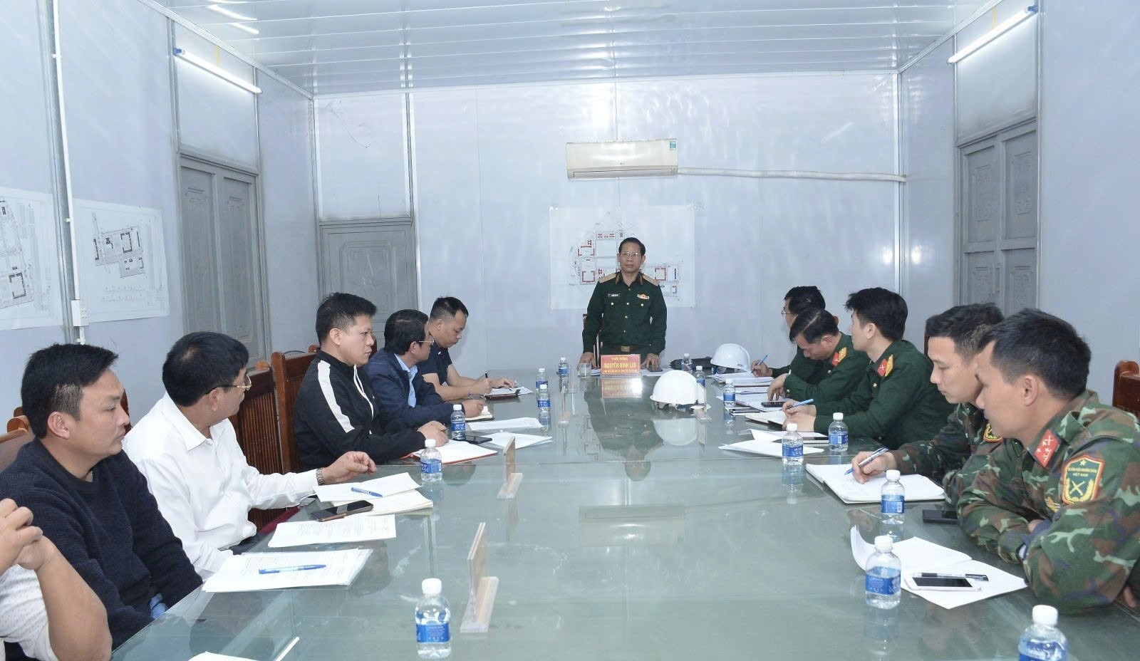Kiểm tra thực tế dự án xây dựng doanh trại Trung đoàn 692, quyết tâm hoàn thành đúng tiến độ