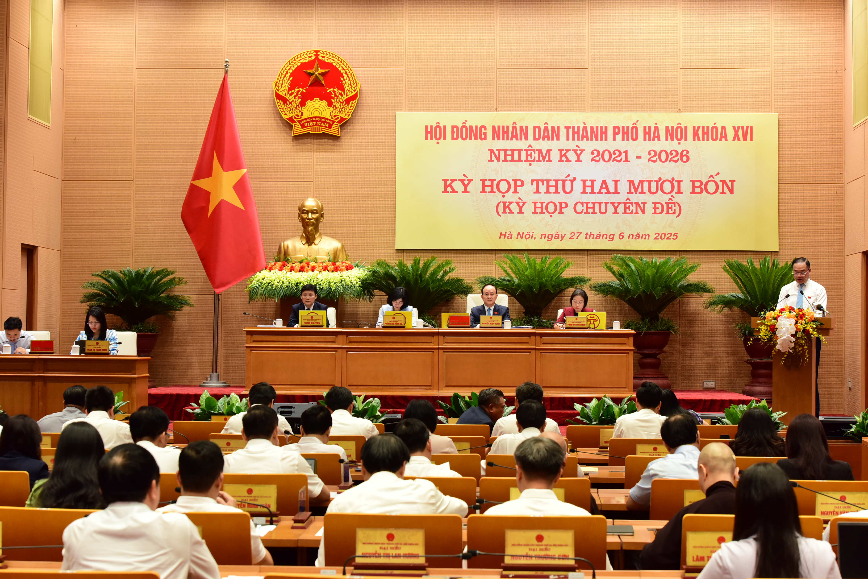 Hà Nội điều chỉnh kế hoạch đầu tư công và điều chỉnh tăng diện tích đất thu hồi các dự án