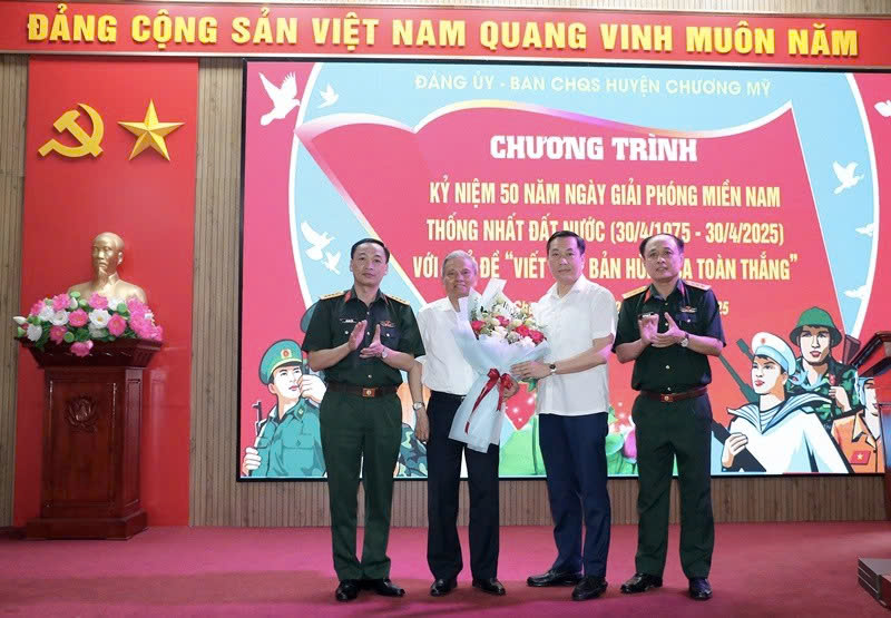 Khơi dậy niềm tự hào dân tộc, tiếp nối truyền thống bất khuất
