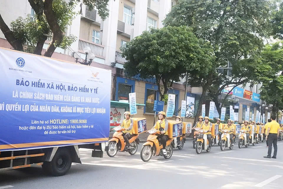 Tăng cường truyền thông bảo hiểm y tế vì sức khỏe nhân dân Thủ đô