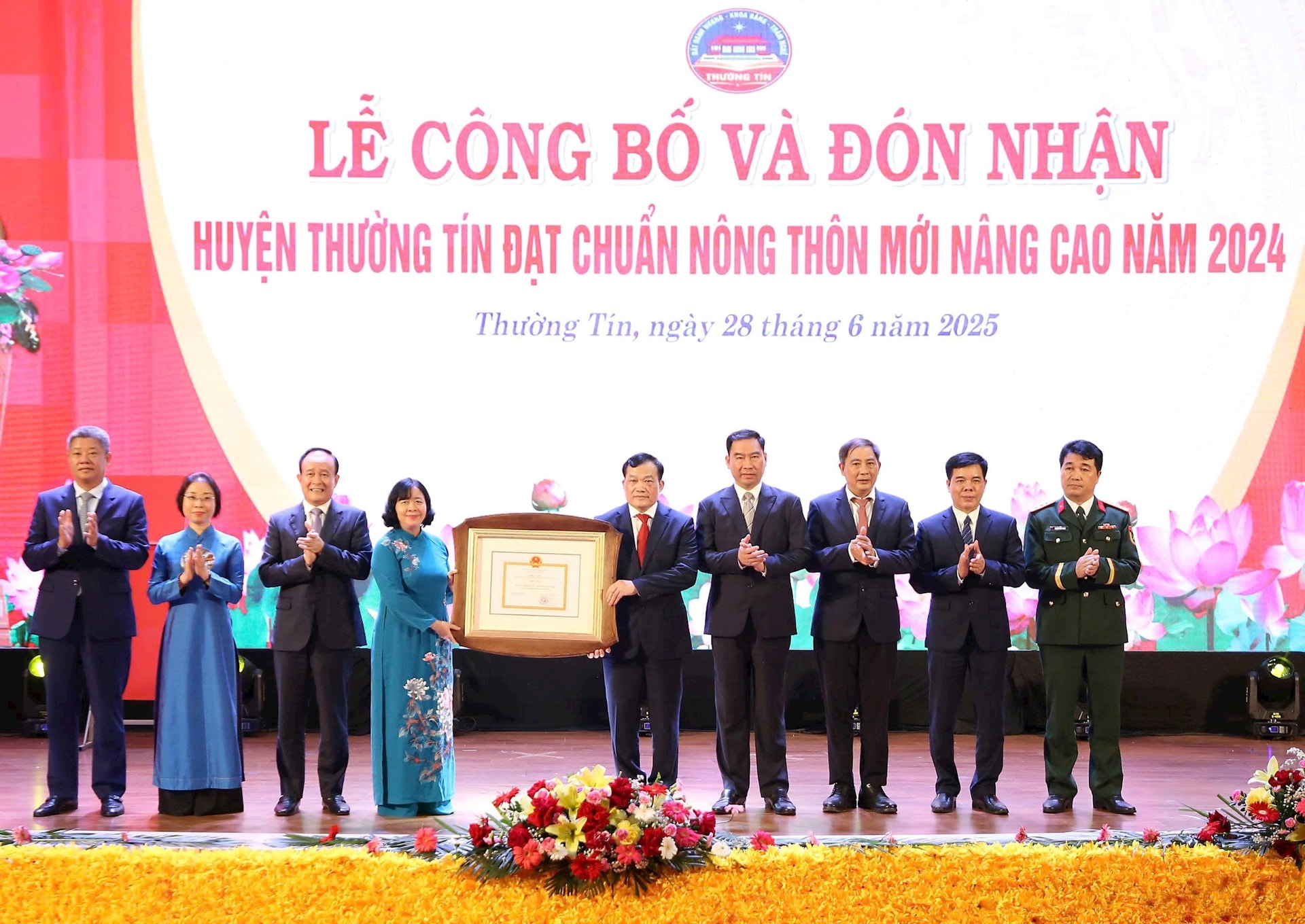 Đẩy mạnh các phong trào thi đua, tập trung phát triển kinh tế nông thôn theo hướng bền vững