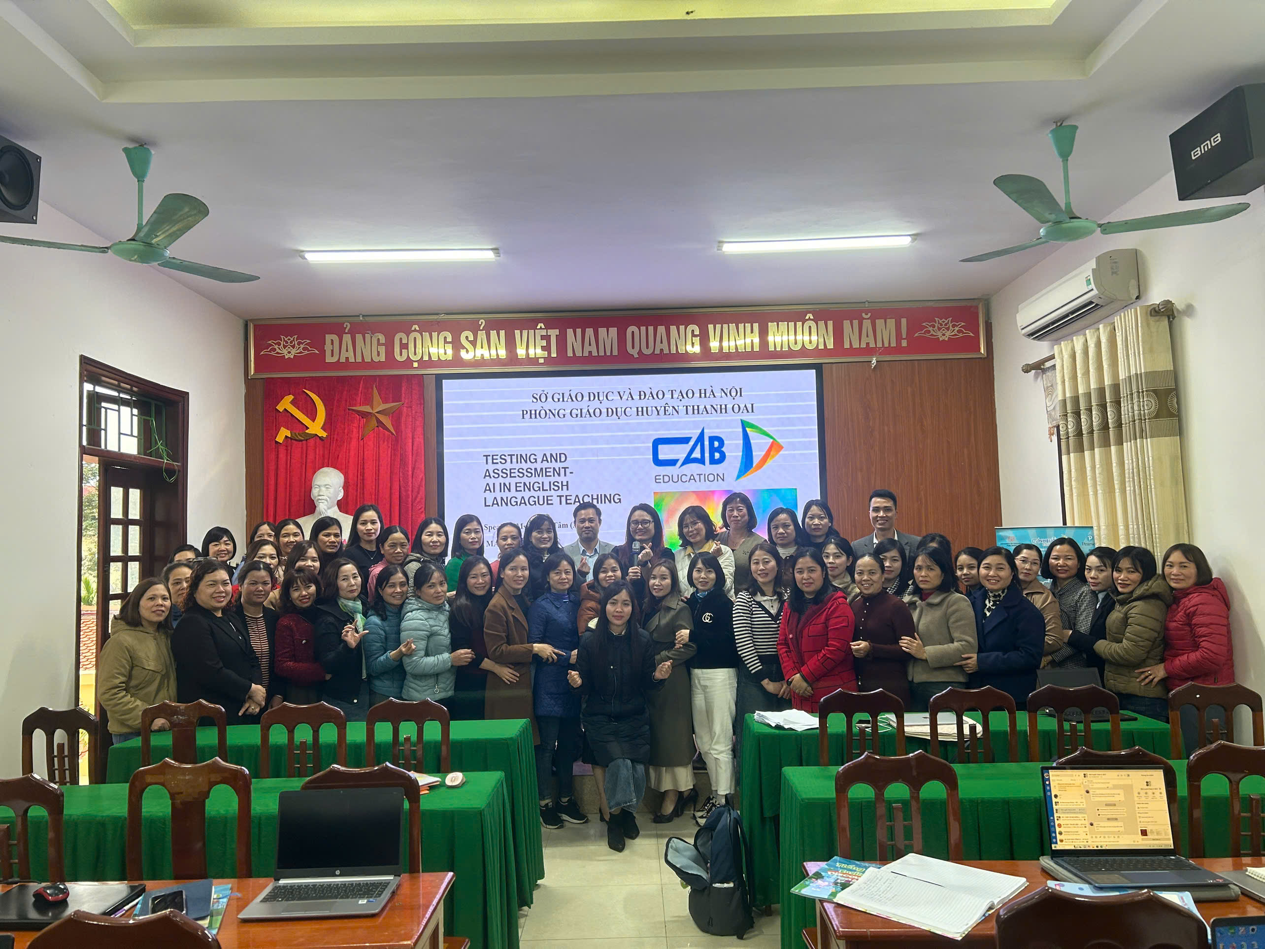 Phòng Giáo dục và Đào tạo huyện Thanh Oai chủ động chuyển đổi số: Đưa trí tuệ nhân tạo vào giảng dạy là bước đi chiến lược