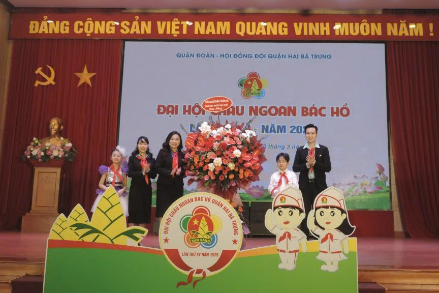 Đại hội “Cháu ngoan Bác Hồ” quận Hai Bà Trưng: Bồi đắp lý tưởng, khơi nguồn khát vọng tuổi thơ 