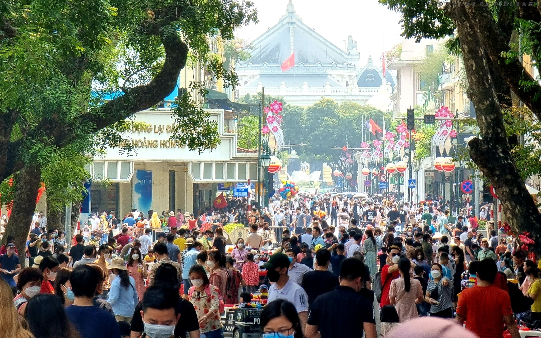 Điều chỉnh thời gian hoạt động không gian đi bộ hồ Hoàn Kiếm phục vụ chương trình “Vinh quang Công an nhân dân Việt Nam”