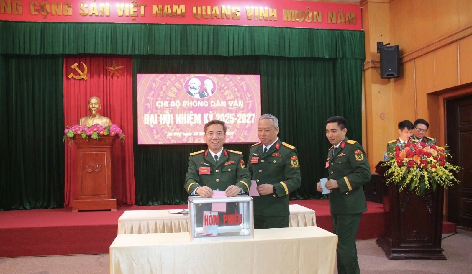 Phòng Dân vận Bộ Tư lệnh Thủ đô Hà Nội: Khẳng định vai trò tham mưu chiến lược, lan tỏa hiệu quả phong trào “Dân vận khéo”