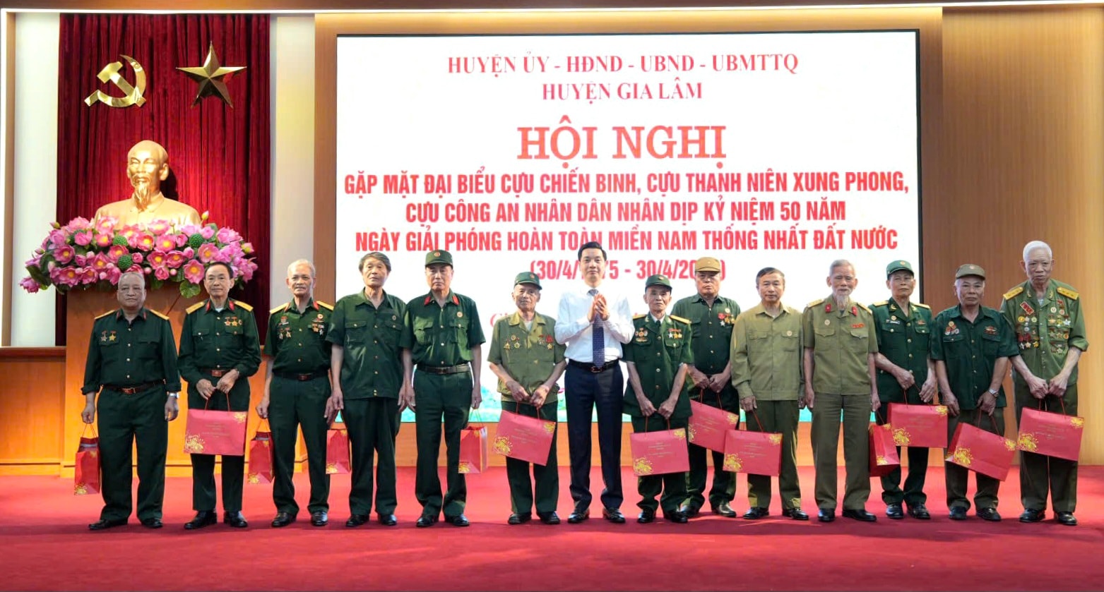 Huyện Gia Lâm phát huy truyền thống Đại thắng mùa Xuân 1975, bứt phá phát triển kinh tế - xã hội, vững bước trong kỷ nguyên mới