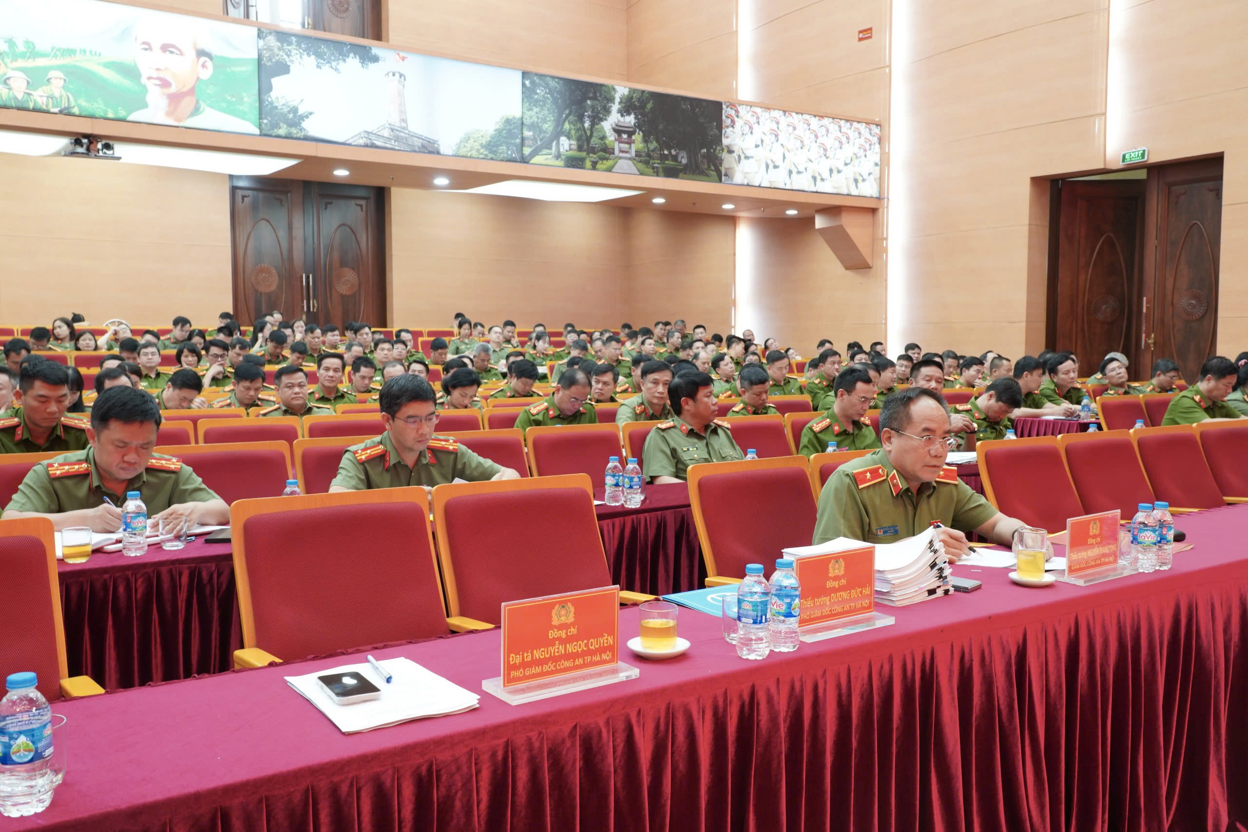 Công an Hà Nội quán triệt chỉ đạo tổ chức Đại hội Đảng và kiện toàn lực lượng công an cấp xã