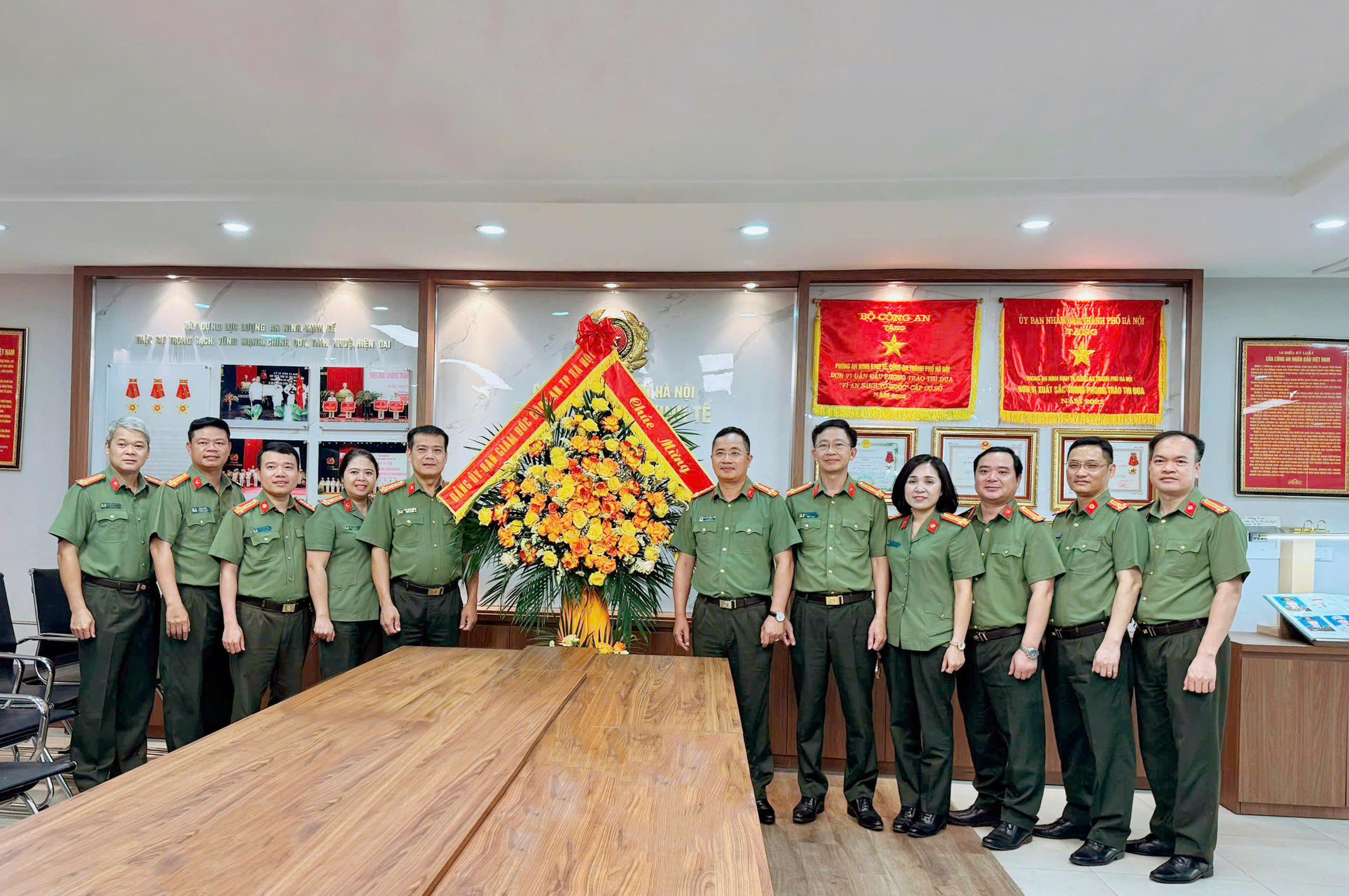 Lực lượng An ninh Kinh tế Thủ đô: Vững vàng nơi đầu sóng ngọn gió, xứng đáng là lá chắn vững chắc của nền kinh tế quốc gia