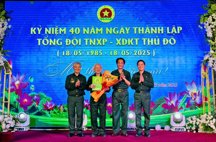 40 năm Tổng đội thanh niên xung phong xây dựng kiến thiết Thủ đô: Dấu son của nghĩa tình đồng đội