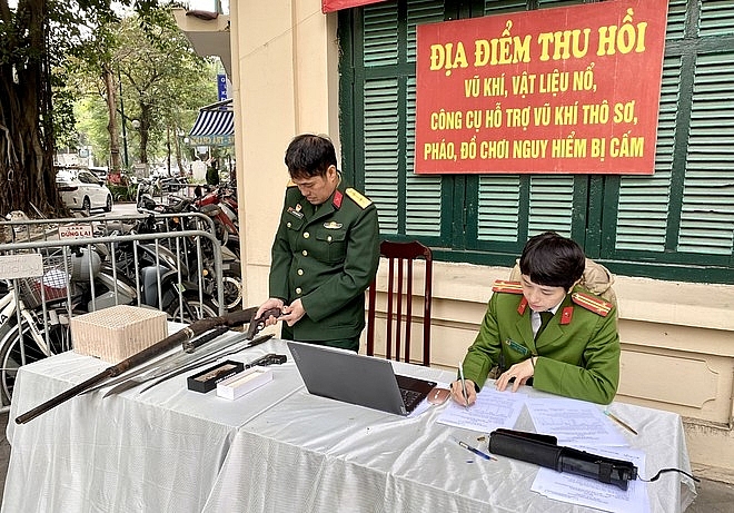 Tăng cường tuyên truyền, vận động giao nộp vũ khí, vật liệu nổ, công cụ hỗ trợ, bảo đảm an ninh, an toàn dịp kỷ niệm 80 năm Cách mạng tháng Tám và Quốc khánh 2/9