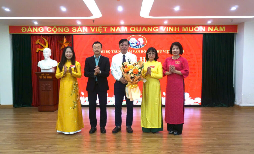 Đại hội Chi bộ Trung tâm Văn hóa và Thư viện Hà Nội: Khẳng định vai trò hạt nhân chính trị, dẫn dắt đổi mới văn hóa Thủ đô trong kỷ nguyên số