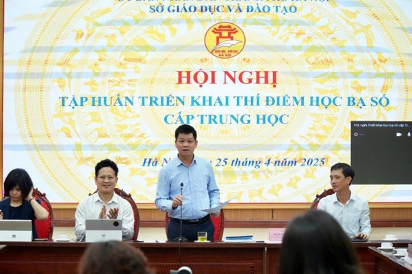 Hà Nội đẩy mạnh chuyển đổi số giáo dục: Học bạ số chính thức triển khai thí điểm tại cấp trung học