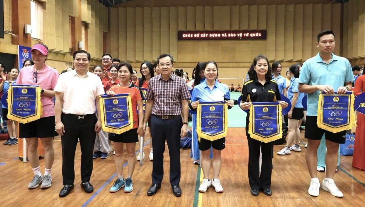 Sôi nổi Hội khỏe cán bộ, giảng viên, người lao động khối Đại học, Cao đẳng Hà Nội: Lan tỏa tinh thần đoàn kết, rèn luyện theo gương Bác Hồ