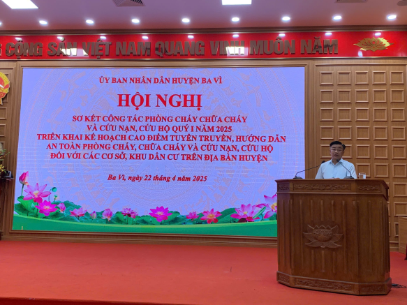 Huyện Ba Vì triển khai cao điểm tuyên truyền, hướng dẫn an toàn PCCC và CNCH tại cơ sở, khu dân cư