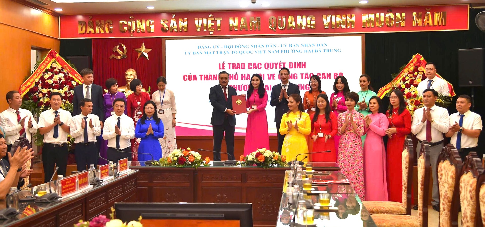Kiện toàn bộ máy lãnh đạo phường Hai Bà Trưng, bảo đảm thống nhất và ổn định sau sắp xếp đơn vị hành chính