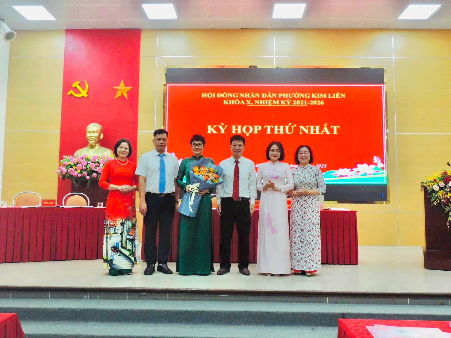 Phường Kim Liên họp HĐND khóa X: Khẳng định tinh thần đổi mới, kiến tạo chính quyền phục vụ nhân dân