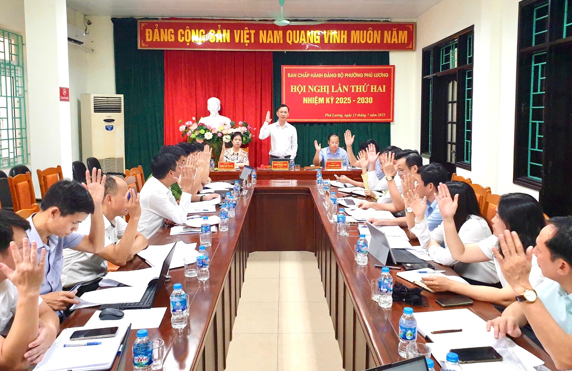 Phường Phú Lương tập trung hoàn thiện kế hoạch phát triển kinh tế - xã hội và tăng cường công tác phòng cháy, chữa cháy