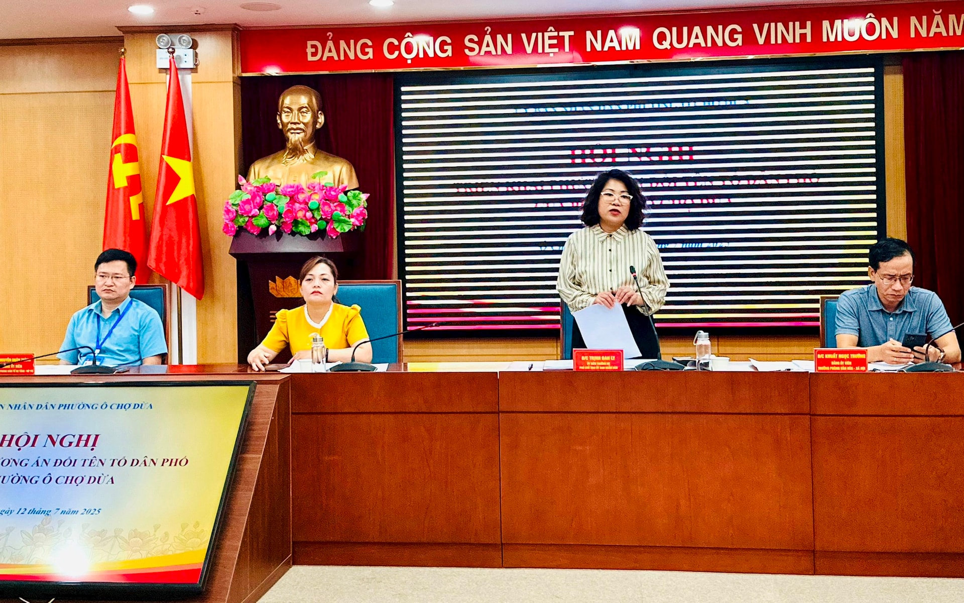 Phường Ô Chợ Dừa lấy ý kiến đổi tên 68 tổ dân phố, bảo đảm thống nhất quản lý sau sáp nhập