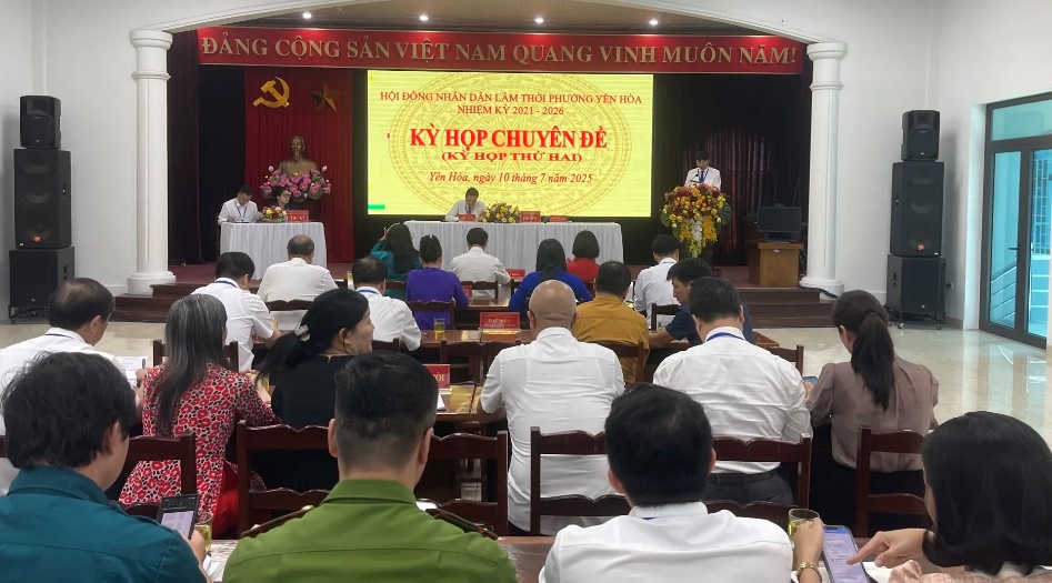 HĐND phường Yên Hòa tổ chức kỳ họp chuyên đề: Quyết nghị nhiều nội dung quan trọng cho giai đoạn mới