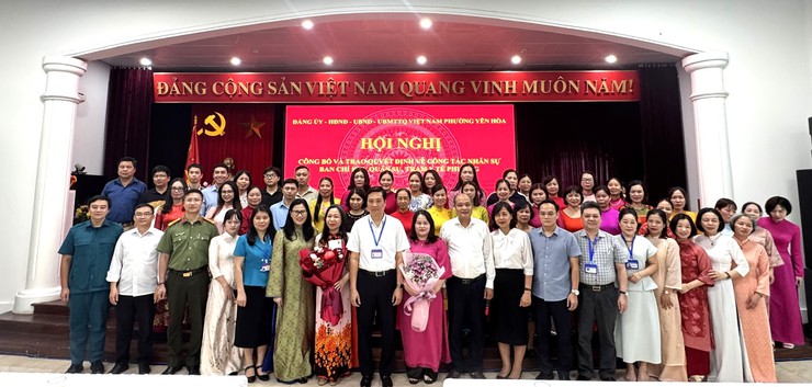 Phường Yên Hòa kiện toàn nhân sự Ban Chỉ huy Quân sự và Trạm Y tế sau sáp nhập, sẵn sàng vận hành hiệu quả trong giai đoạn mới