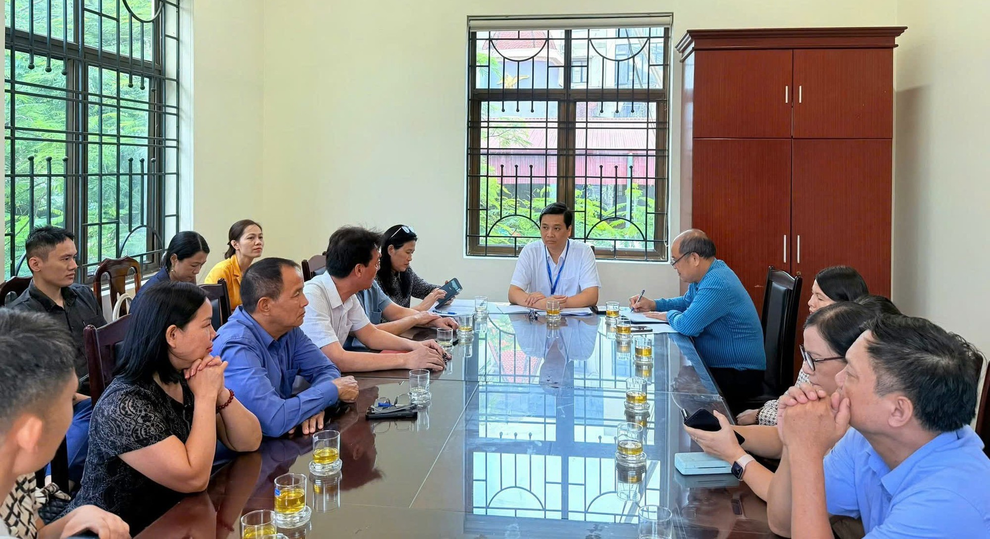Phường Yên Hòa gặp mặt cán bộ không chuyên trách, lắng nghe tâm tư trong quá trình chuyển đổi mô hình chính quyền địa phương hai cấp