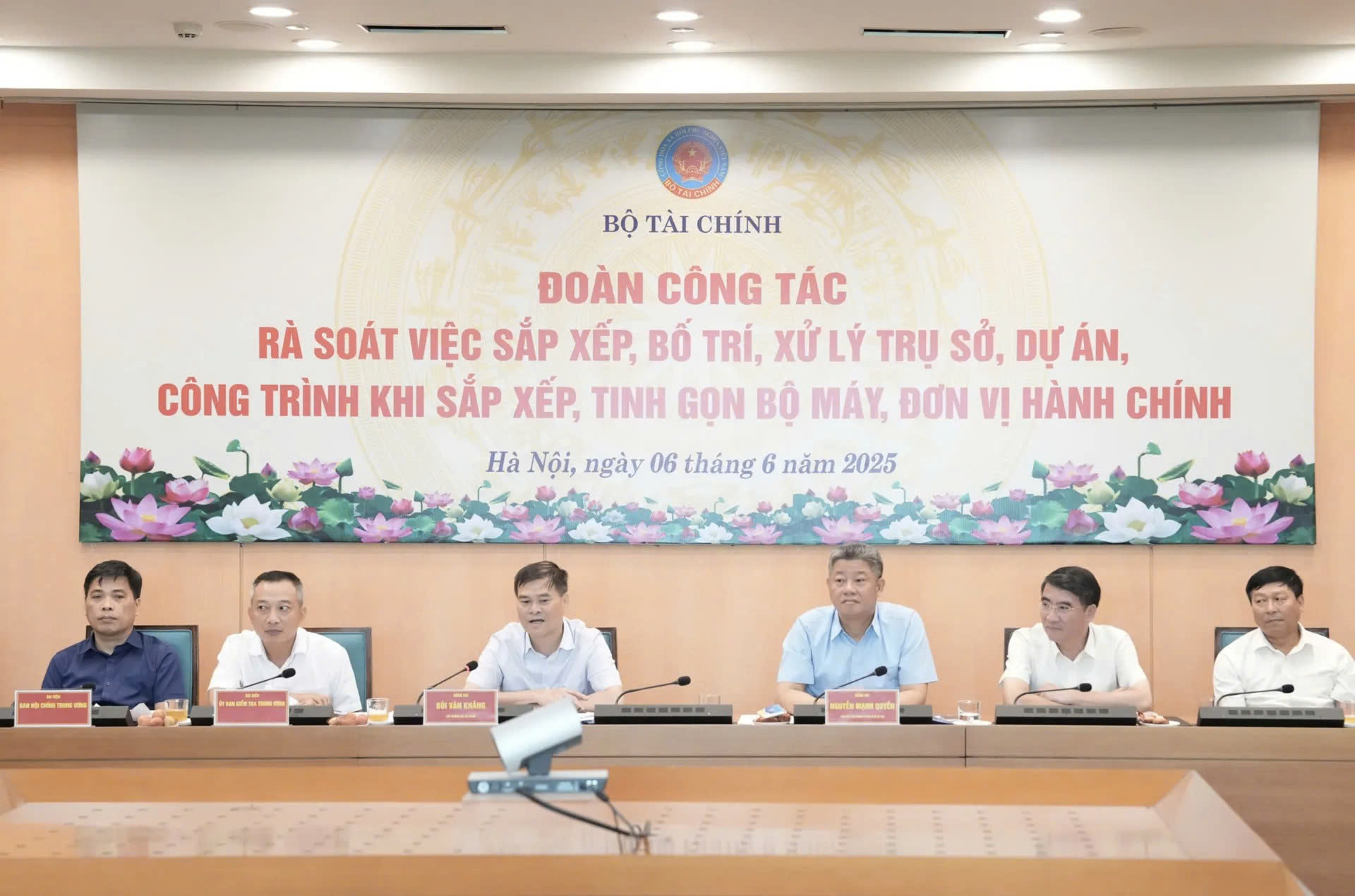 Hà Nội chỉ đạo nghiêm việc sắp xếp, xử lý trụ sở, tài sản công sau sáp nhập đơn vị hành chính