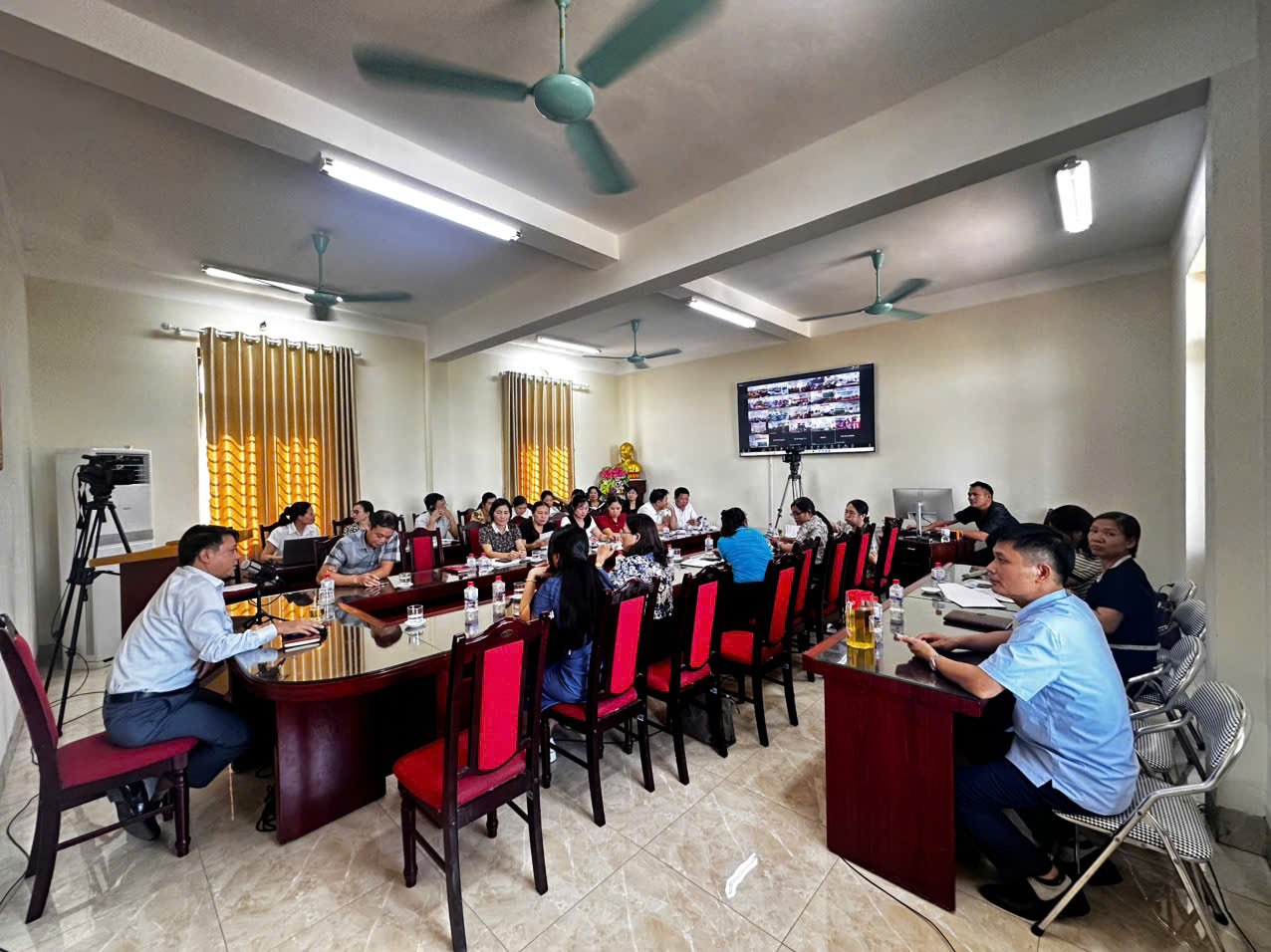 Lớp bồi dưỡng chính trị hè 2025: Nâng tầm nhận thức, đổi mới tư duy, đáp ứng yêu cầu phát triển giáo dục trong giai đoạn mới