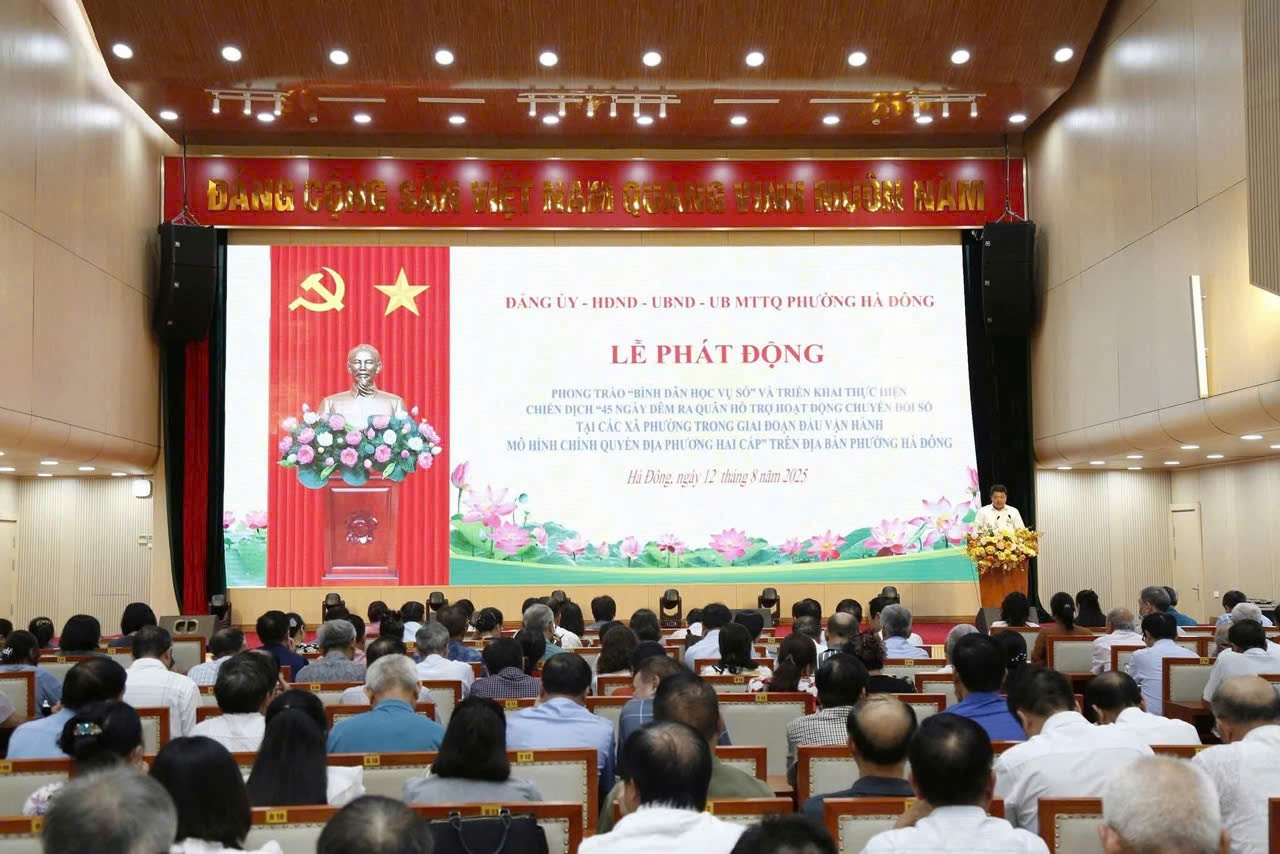 Phường Hà Đông phát động phong trào chuyển đổi số: Đưa công nghệ đến gần dân, xây dựng chính quyền thân thiện