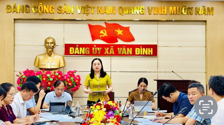 Xã Vân Đình tập trung tháo gỡ khó khăn, vướng mắc, đẩy mạnh công tác tuyên truyền giải phóng mặt bằng thực hiện các dự án