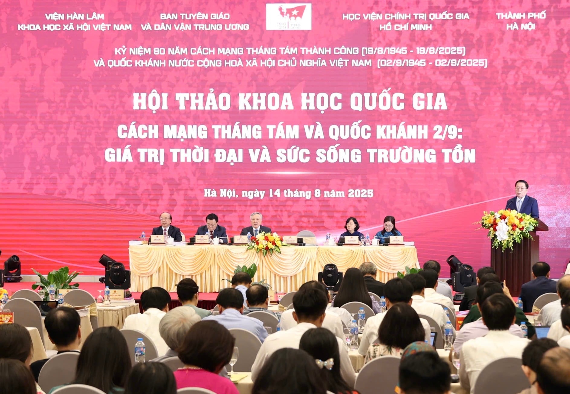 Vận dụng sáng tạo những bài học Cách mạng Tháng Tám, hiện thực hóa khát vọng xây dựng đất nước hùng cường