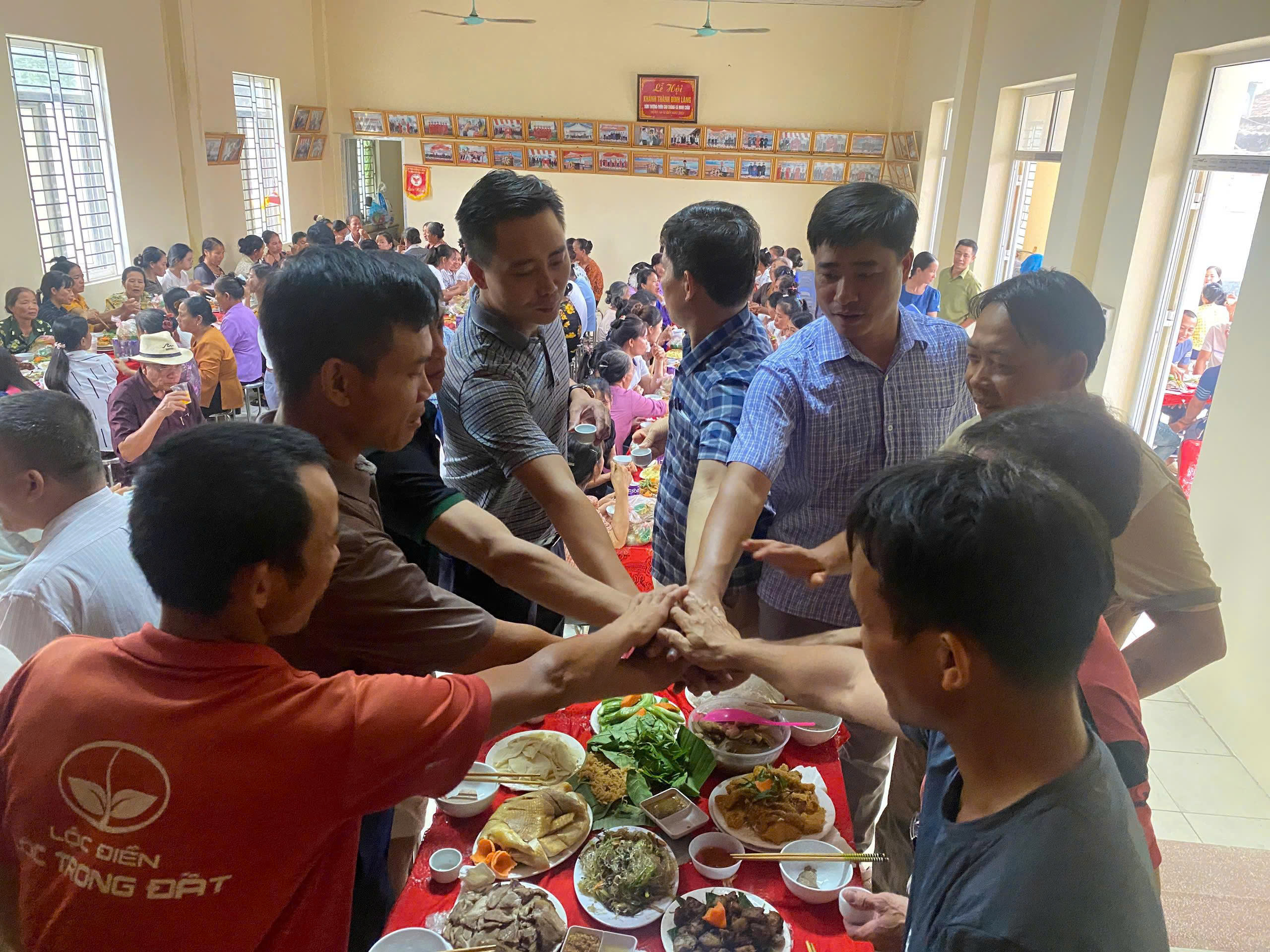 Xã Minh Châu gắn kết cộng đồng qua “Bữa cơm đoàn kết - Mừng Tết Độc lập”