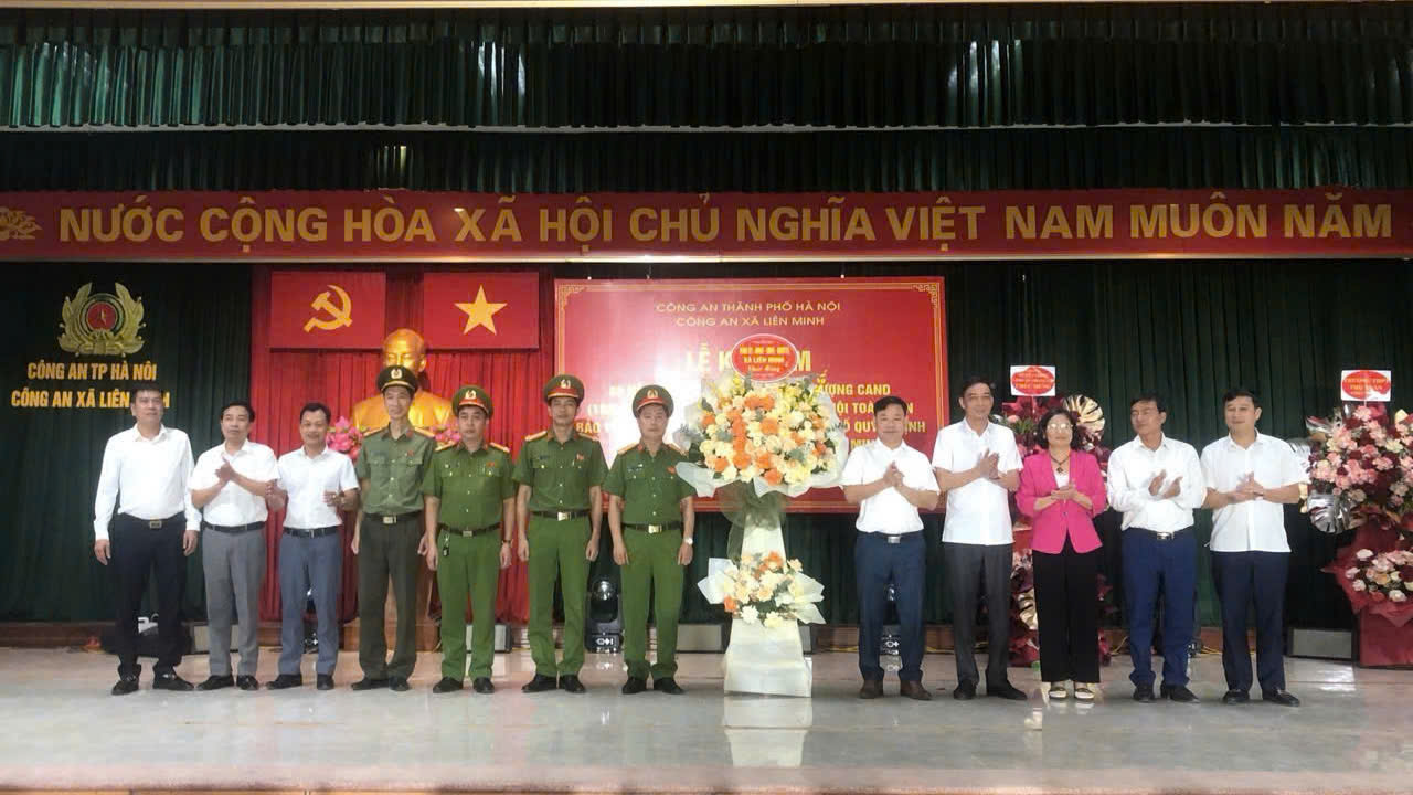 Xã Liên Minh kỷ niệm 80 năm Ngày truyền thống Công an nhân dân  và 20 năm Ngày hội Toàn dân bảo vệ an ninh Tổ quốc