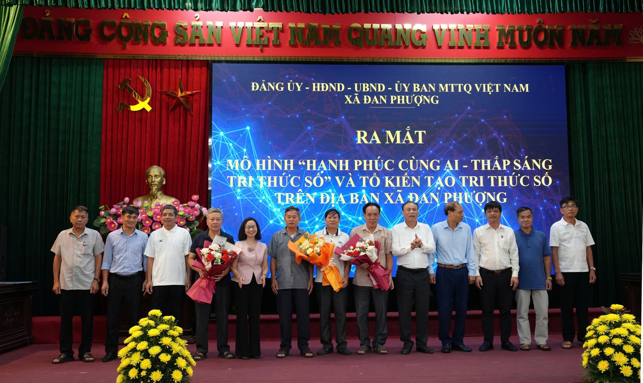 Xã Đan Phượng đẩy mạnh chuyển đổi số toàn diện, đưa công nghệ và AI vào đời sống, giáo dục